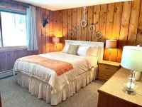 Ski-In condo at Mount Snow with Fireplace, Bears Crossing