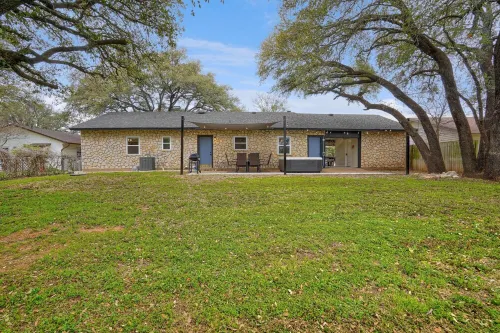 Hot Tub, Park, Lake Access Prime Location!! Hotels in Granbury