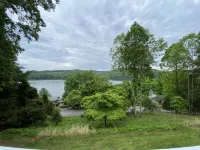 Little Buck Bungalow - Deerfield Lake View Home on Norris Lake
