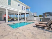 Island Memories - Beautiful gulf view with beach access across from driveway. - Beach