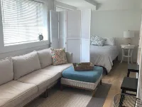 Beautiful Modern Grand Haven Getaway across from the Beach! Hotels in Grand Haven