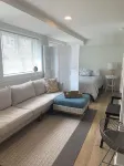 Beautiful Modern Grand Haven Getaway across from the Beach!