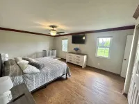 Beautiful country retreat in the heart of NKY! Minutes from downtown Cincinnati.