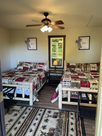 Twin Oaks at Linville, Private, Newly remodeled!