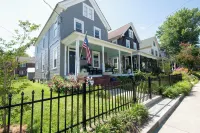 Gorgeous retreat across from yacht club, the Choptank, and IronMan finish line!