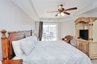 Beachside Colony 623, OCEAN VIEW NEW POOL LUXURY 2 BEDROOM CONDO
