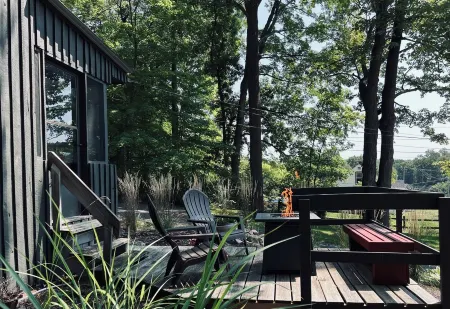 Hooting Haus - Hot Tub - Fire Pit - Cabin Retreat