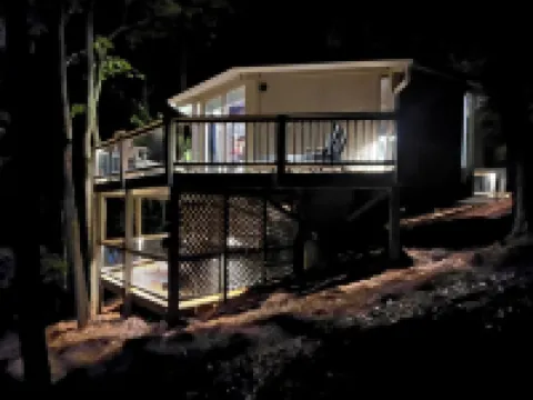 Romantic Couples Cabin in Big Canoe, Lake & Mountain View, Hot Tub, Gas Logs โรงแรมในPickens County