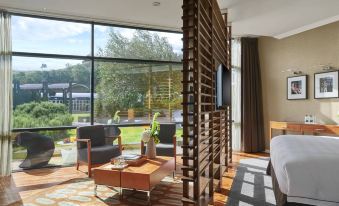 The Glasshouse, Autograph Collection