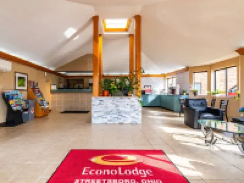 Econo Lodge Cleveland Southeast - Kent Hotels in Streetsboro