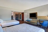 Tru by Hilton Fort Walton Beach - parking