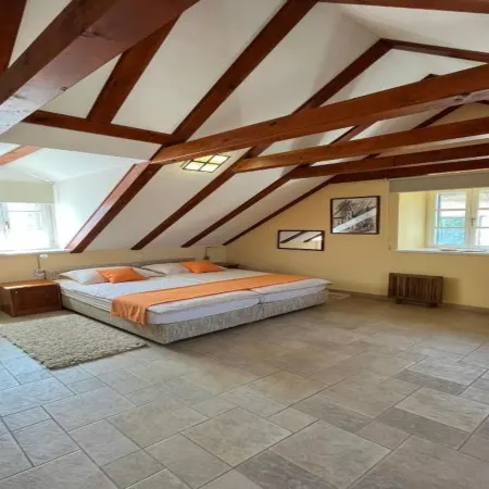 Rooms Toni Palace