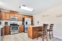 Shalimar Retreat, Large Pool, Hot Tub, Game Room, Backyard, 5 Bdrooms, BBQ Grill - 精品