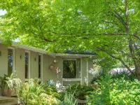 Forest View House 斯特靈酒店