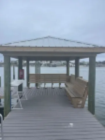 2bd2 1/2ba sleeps8 1st&2fltownhouse onbeachw/dolphin views,boating,tennis,fishin