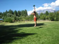 Amazing property & Shasta views, private lake, dark skies, close to everything - Homestays