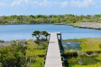 Waterfront Soundside Cottage with Private Dock - Steps to the Beach! Sleeps 4.