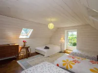 Tipoz'Immo - Family House Near Kermor Beach - Garden -Wifi Included Hotels in Combrit