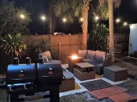 St. Pete heated pool hot tub, 5 min to the beach 케네스 애덤스 공원 주변 호텔