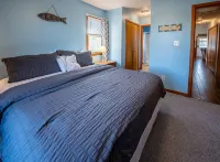 Waterfront, Dog friendly, & private boat ramp Hotels in Frisco