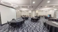 Sandman Signature Calgary Airport Hotel