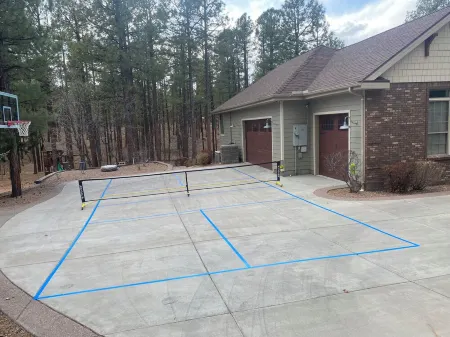 Family Getaway in the Pines Отели в г. Шоу Лоу