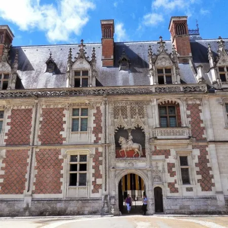 Self-catering cottage, air-conditioned, between the Loire Valley and Châteaux