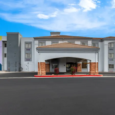 Spark by Hilton Glendale Phoenix North