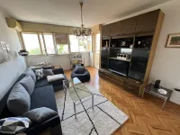 Shared condo by Zadar Oldtown and beach 400 m away