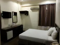 Hotel 22 Gurney