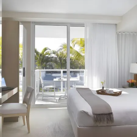 Grand Beach Hotel Surfside West