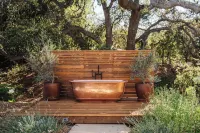 Ojai Luxury 6.5 Miles to Ojai, Pool, Spa,Yoga Dome, Pickle Ball, Magical Gardens