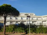 La Frégate Observatoire附近的飯店