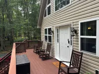 Enjoy Pocono Mountain attractions year round or experience perfect relaxation! Hotels near Dollar General