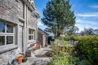 Fern Cottage - 2 Bedroom Cottage - St. Florence