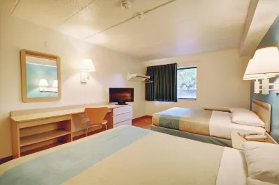 Motel 6 Newport, RI Hotels in Jamestown