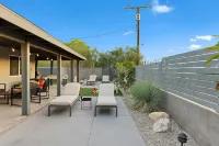 The Hidalgo House Hotels near Desert Hot Springs Chamber-Commerce