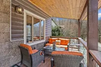 Beech Mtn Resort 2 Miles-4 Br-Yard, Small Dog Friendly, Fire Pit, Open Xmas