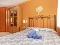 Santa Catalina - 2-Star