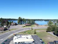 1 BDRM Downtown Minocqua! Perfect for couples or work trips!
