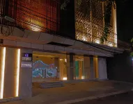 Qube Hotel by 98Hospitality Hotels near Atrium Mall Kelapa Gading 4