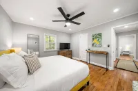 역사적인 다운타운 노크로스에서의 고요한 3BR 가정 노크로스 호텔