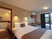 Airways Motel Hotels near Avonhead