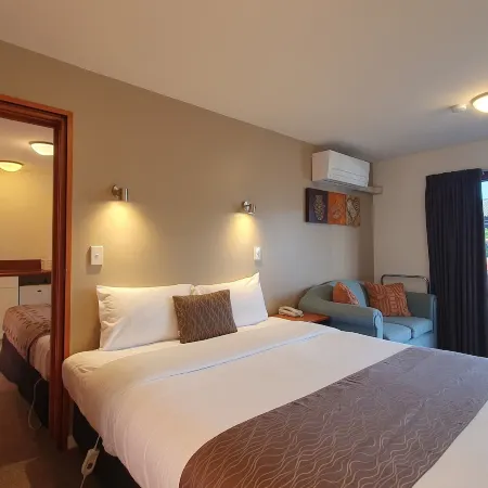 Airways Motel Отели рядом с достопримечательностью «Конференц-центр Tait Technology Centre»