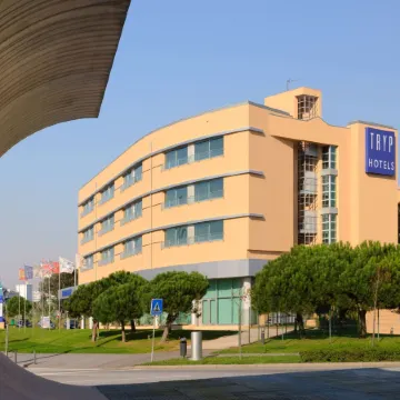 Tryp by Wyndham Porto Expo Hotel Отели рядом с достопримечательностью «Городской парк»
