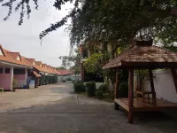 완자이 리조트 와린 참랍 호텔