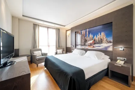 Hotel Nelva Отели в г. Arneva