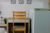 Cozy Studio Room Apartment at Springwood Residence - parking