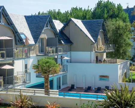 Résidence Vacances Bleues les Jardins d'Arvor Hotels in Finistere