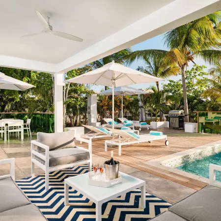 The Oasis at Grace Bay